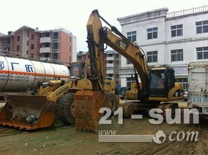 二手卡特彼勒挖掘机价格与参数解析——中国工程机械二手网选购指南